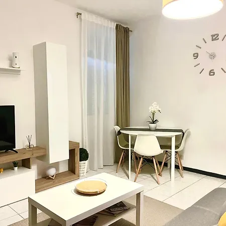 La Casa Di Ale - Downtown Lägenhet Como